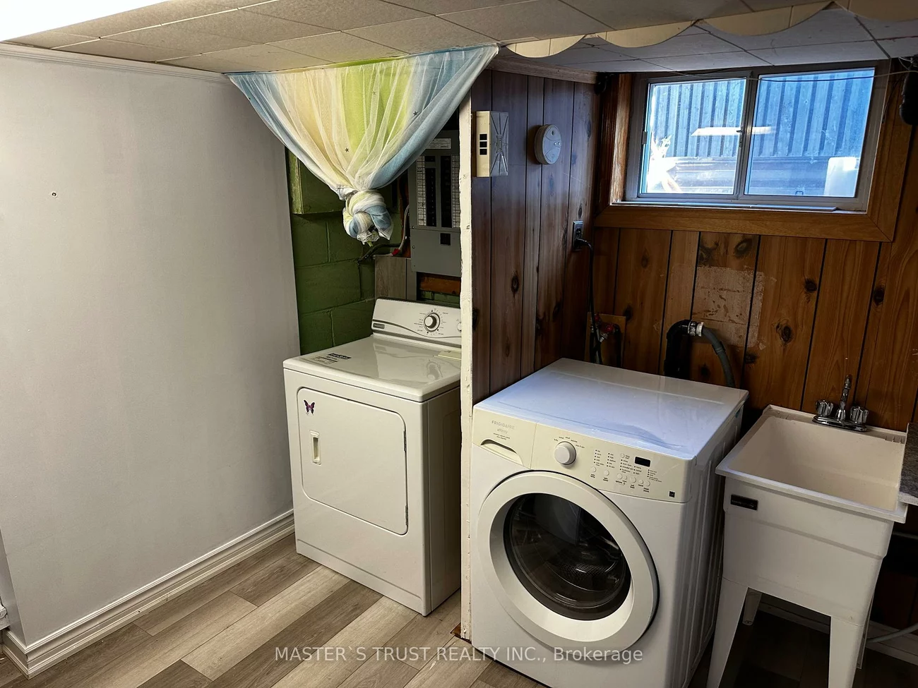 195, Penn, Bristol-London, Newmarket