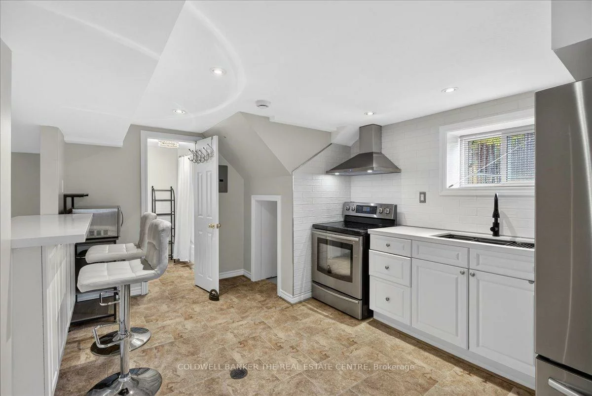 117, Bolton, Huron Heights-Leslie Valley, Newmarket