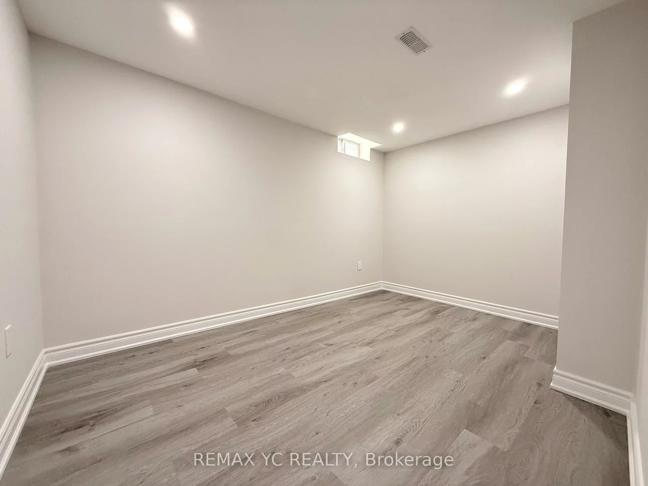402, Handley, Central Newmarket, Newmarket