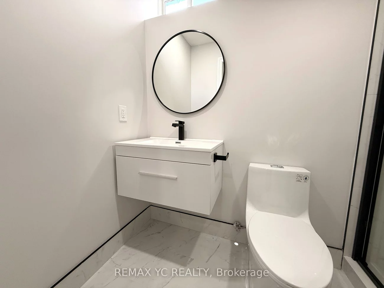 402, Handley, Central Newmarket, Newmarket