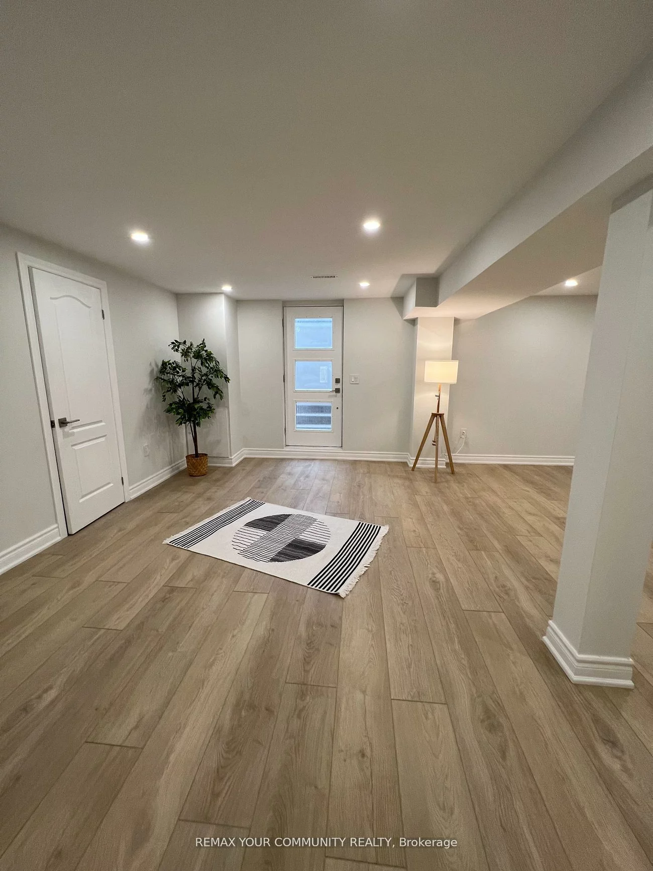 39, Nelson, Armitage, Newmarket