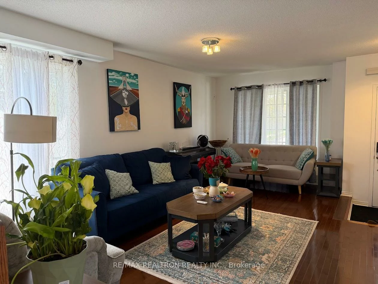 141, Gail Parks, Woodland Hill, Newmarket