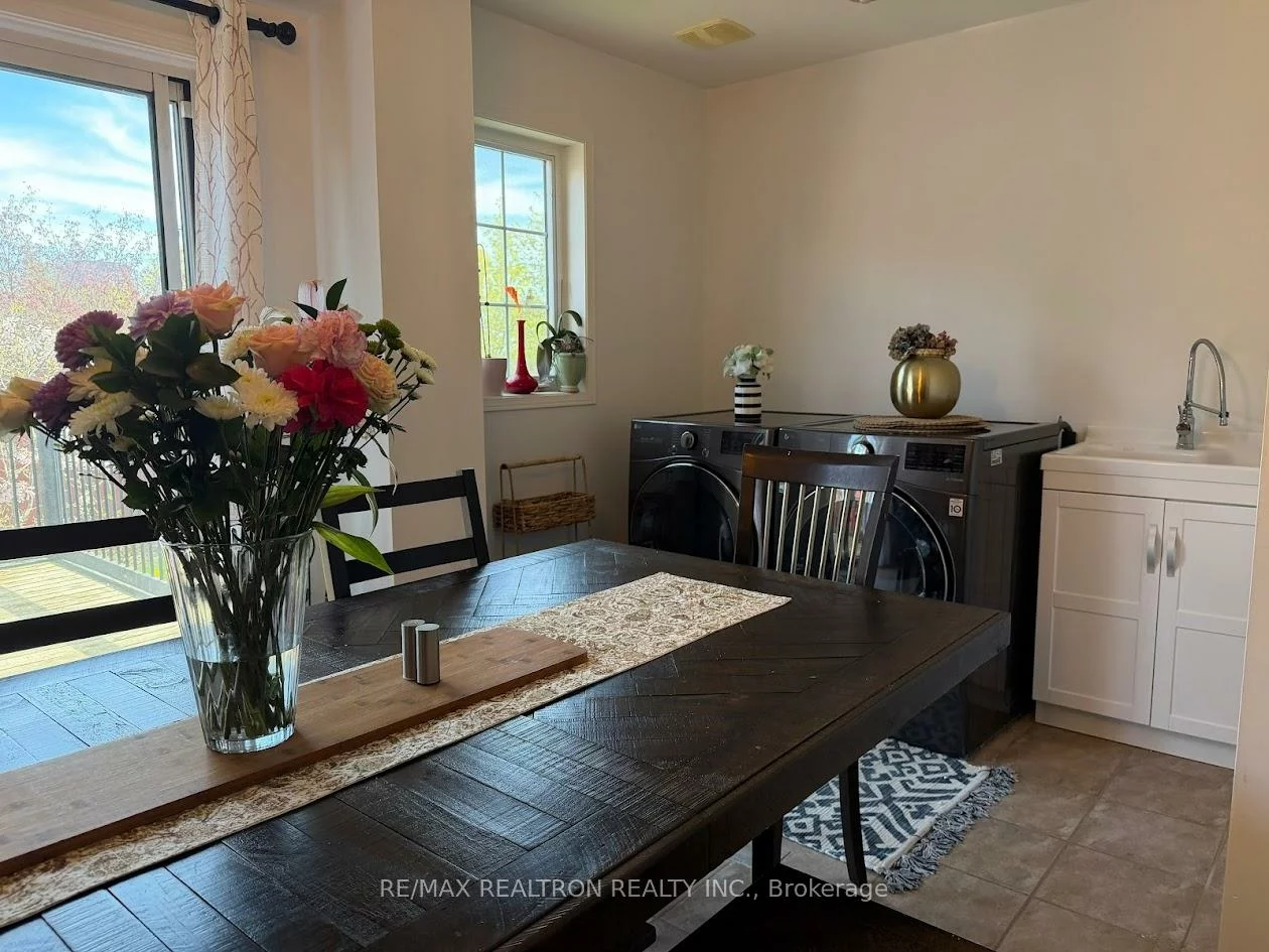 141, Gail Parks, Woodland Hill, Newmarket