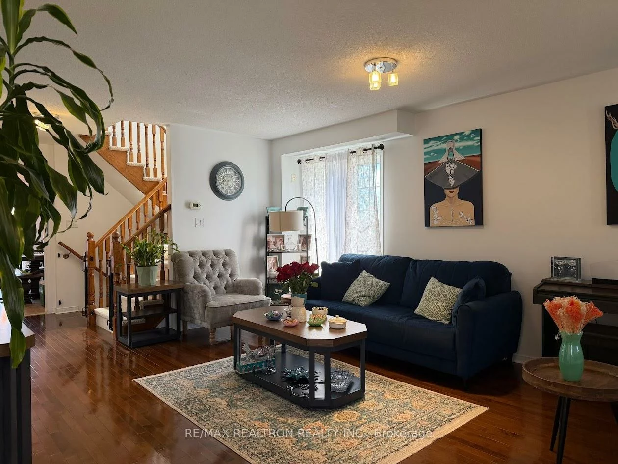 141, Gail Parks, Woodland Hill, Newmarket