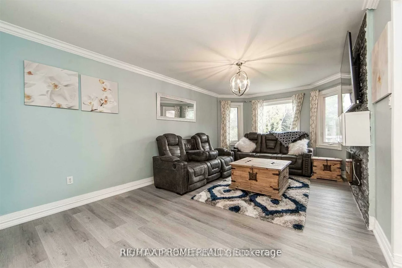 376, Kelly, Huron Heights-Leslie Valley, Newmarket