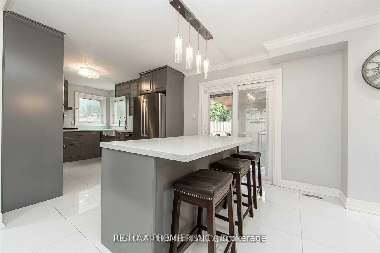 376, Kelly, Huron Heights-Leslie Valley, Newmarket