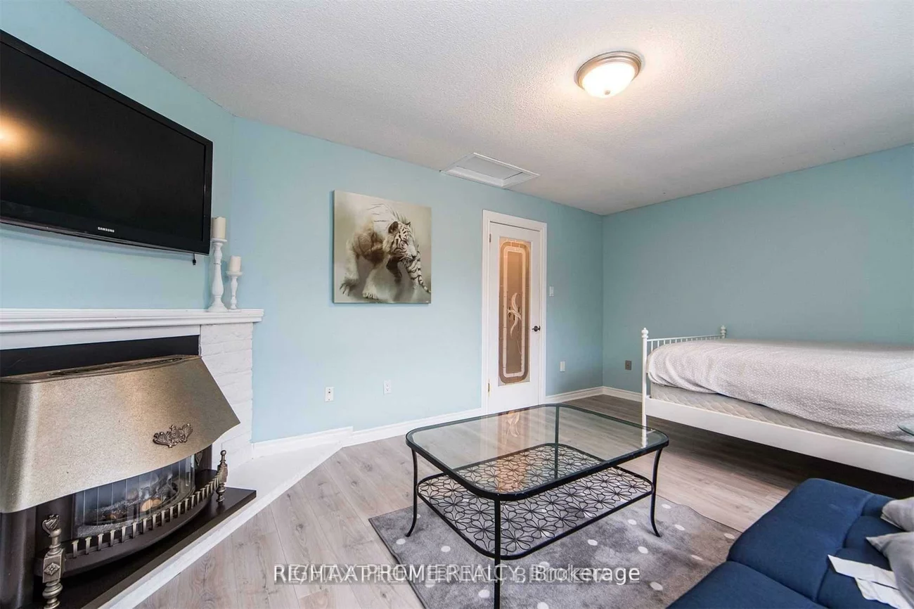 376, Kelly, Huron Heights-Leslie Valley, Newmarket