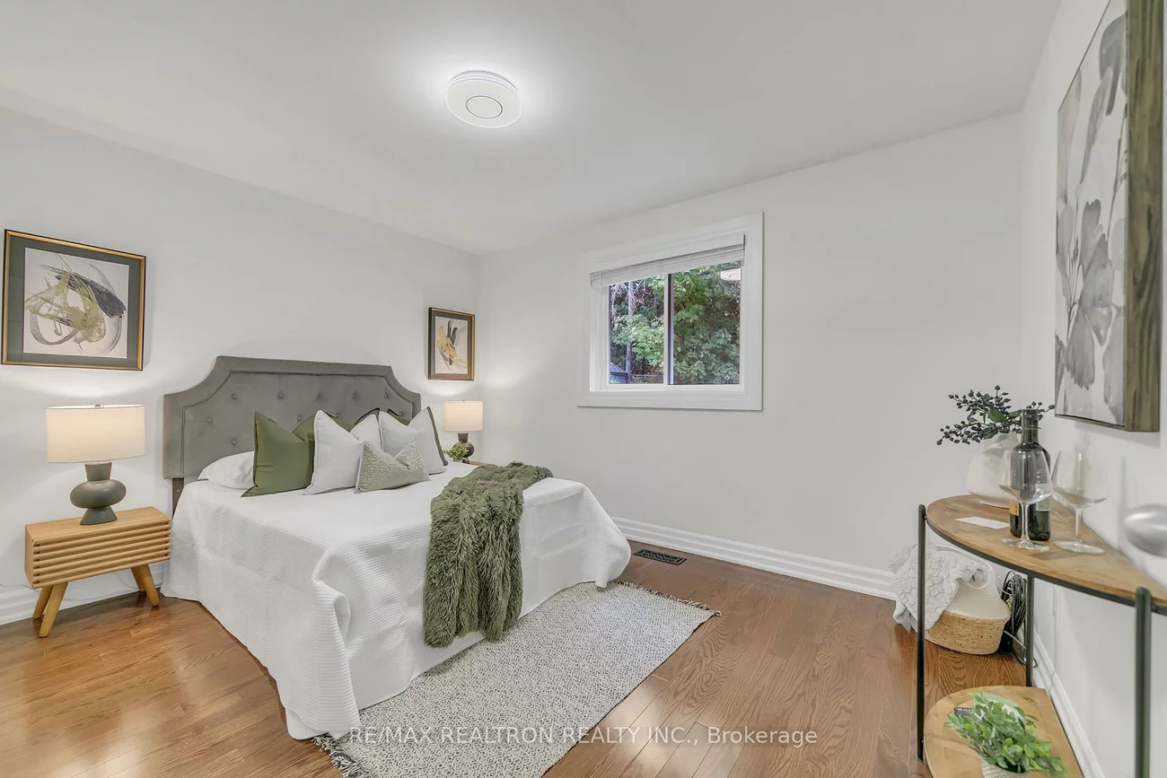 145, Willow, Bristol-London, Newmarket