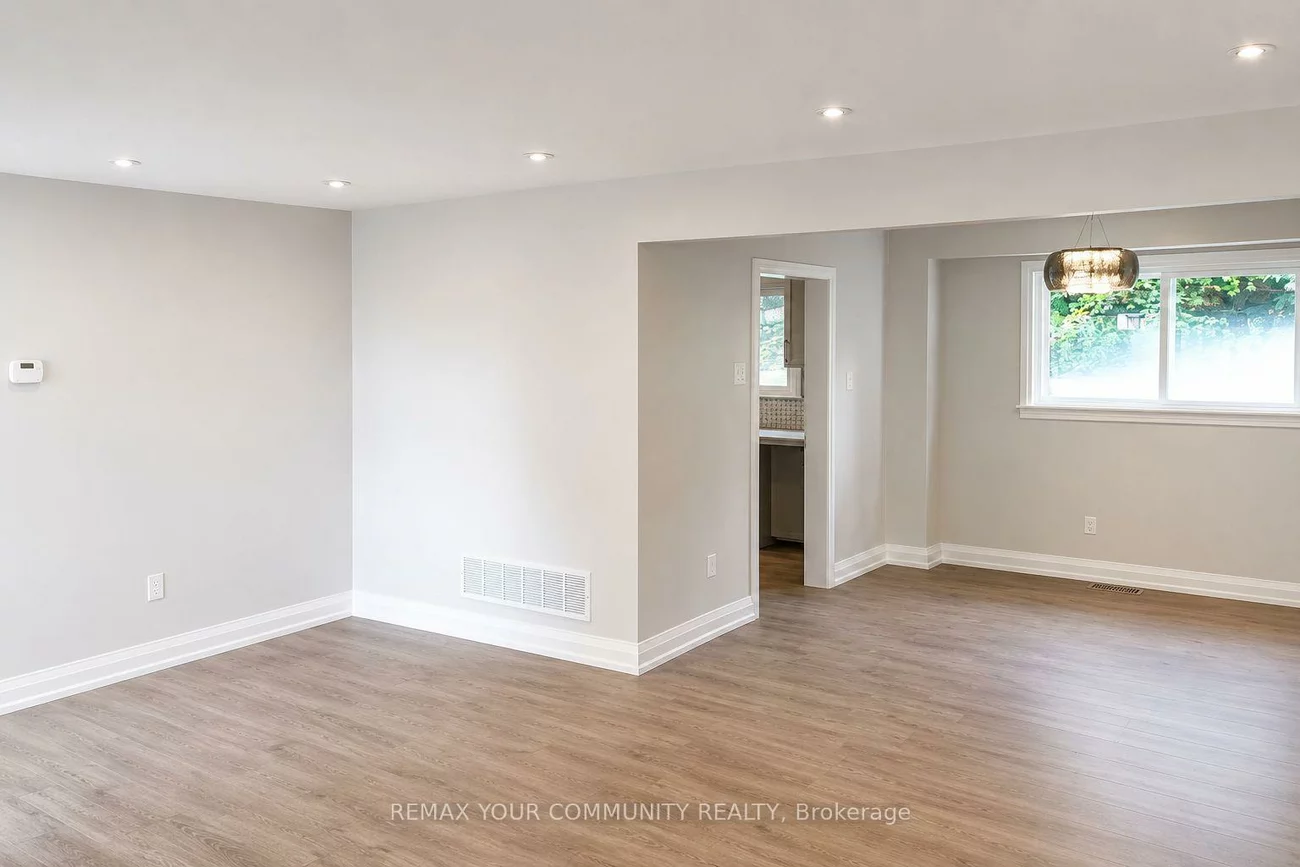 77, Beswick, Central Newmarket, Newmarket