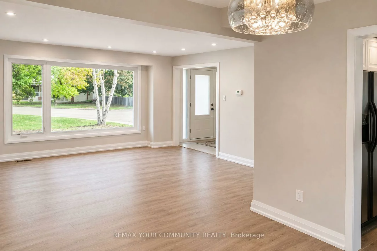 77, Beswick, Central Newmarket, Newmarket