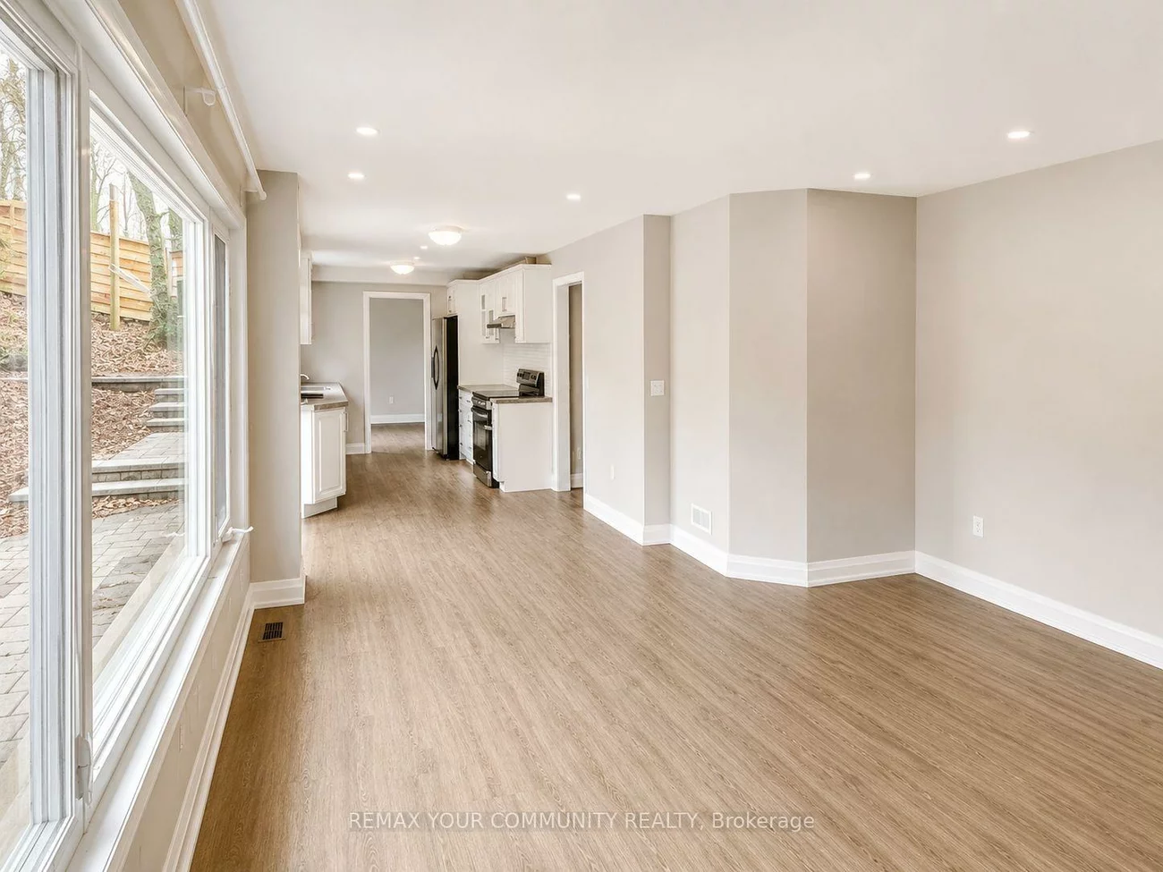 77, Beswick, Central Newmarket, Newmarket