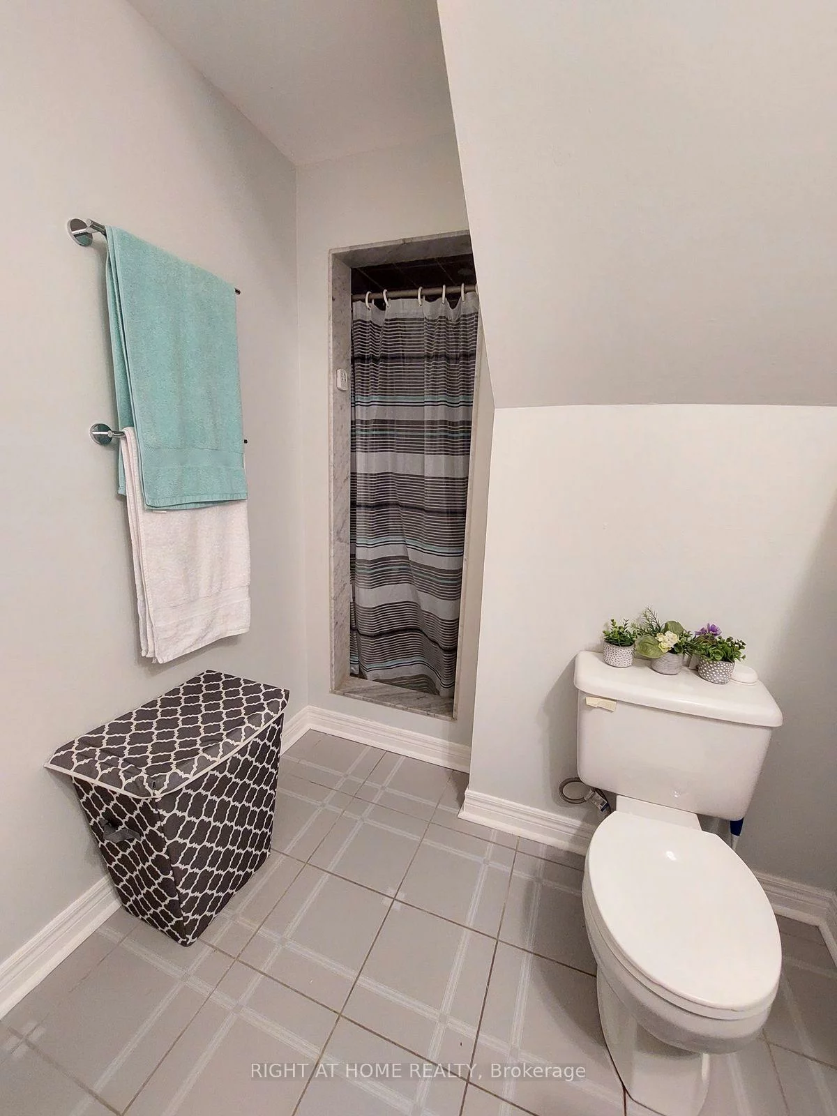151, Keffer, Armitage, Newmarket