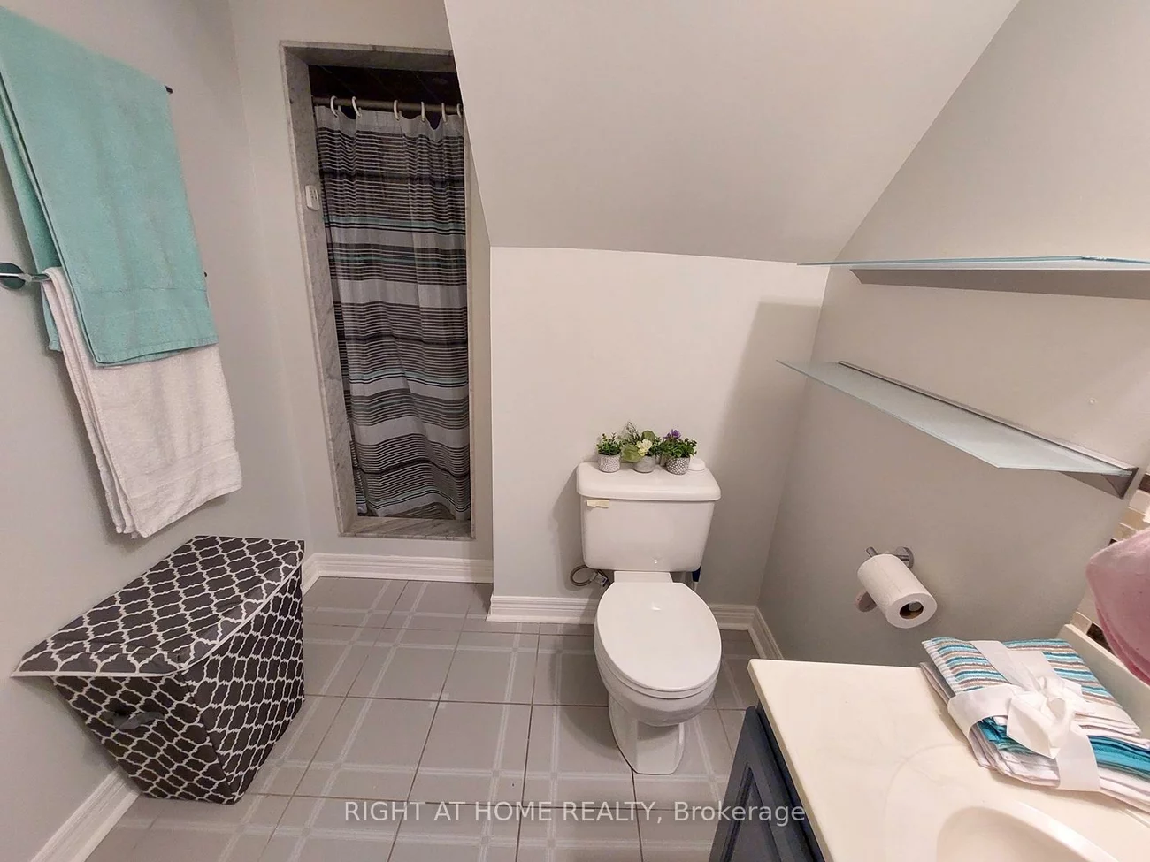 151, Keffer, Armitage, Newmarket