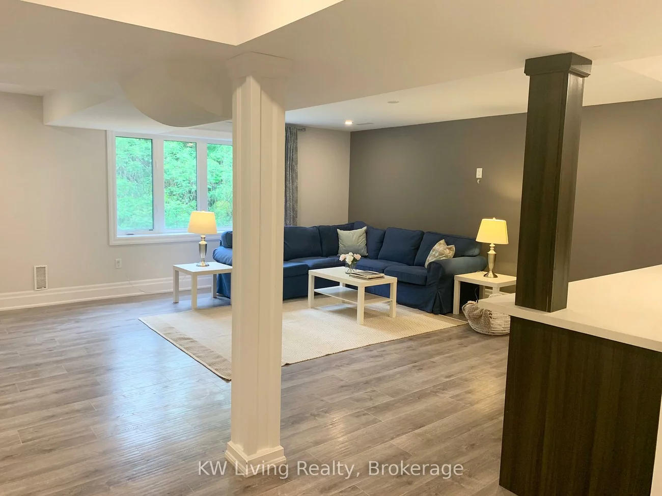 162, Art West, Woodland Hill, Newmarket