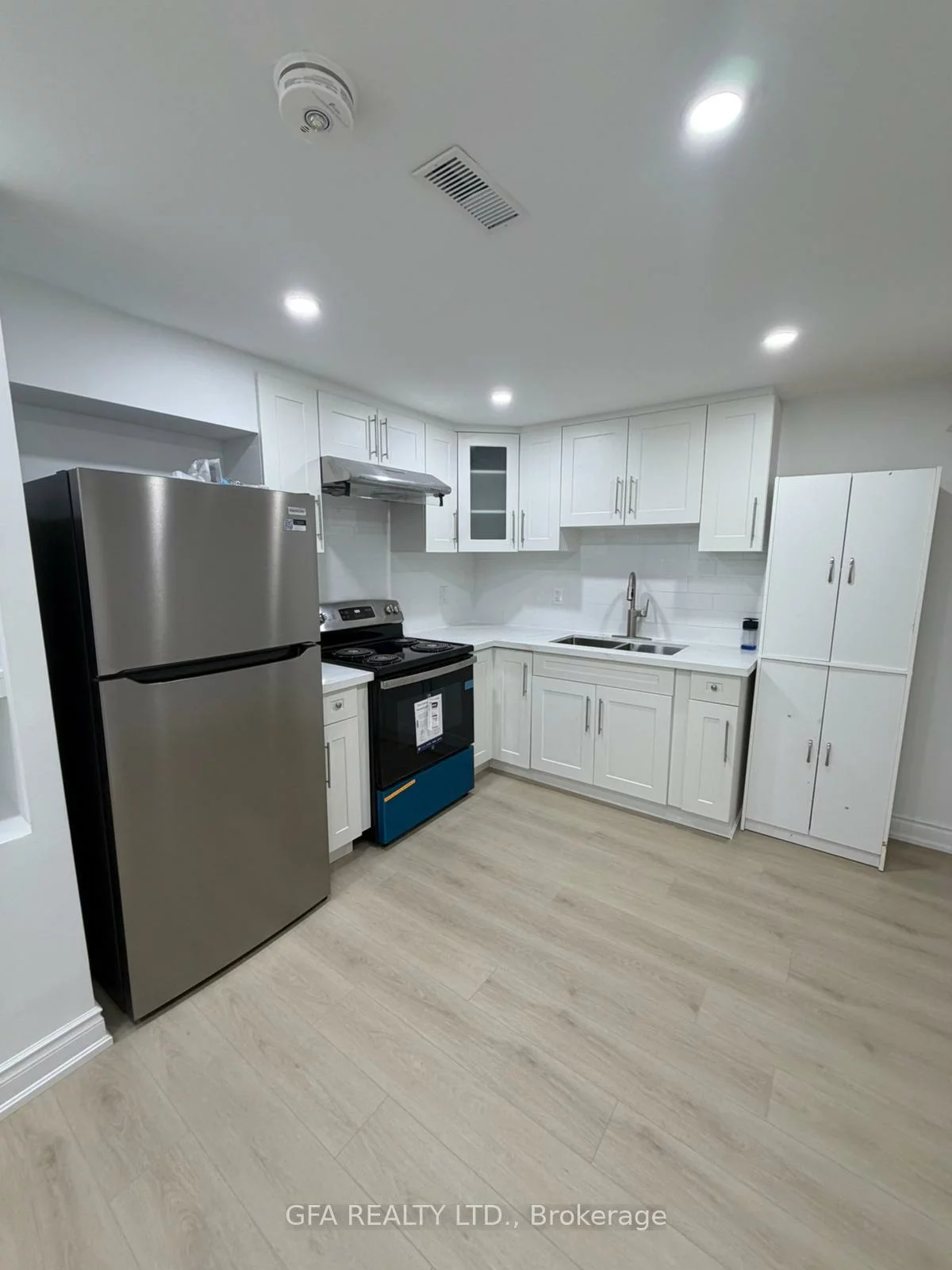 74, Four Seasons, Woodland Hill, Newmarket
