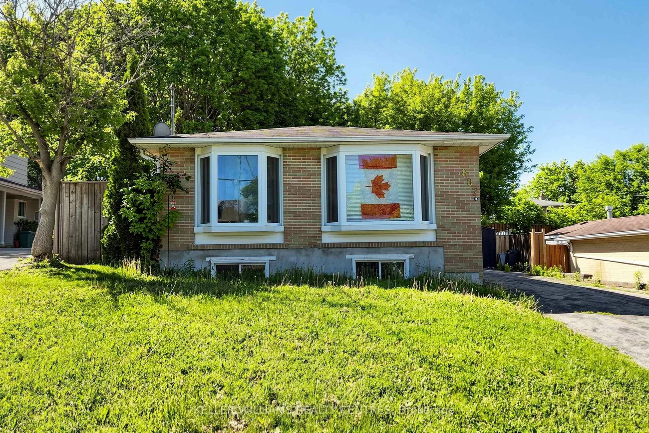 807, Greenfield, Huron Heights-Leslie Valley, Newmarket