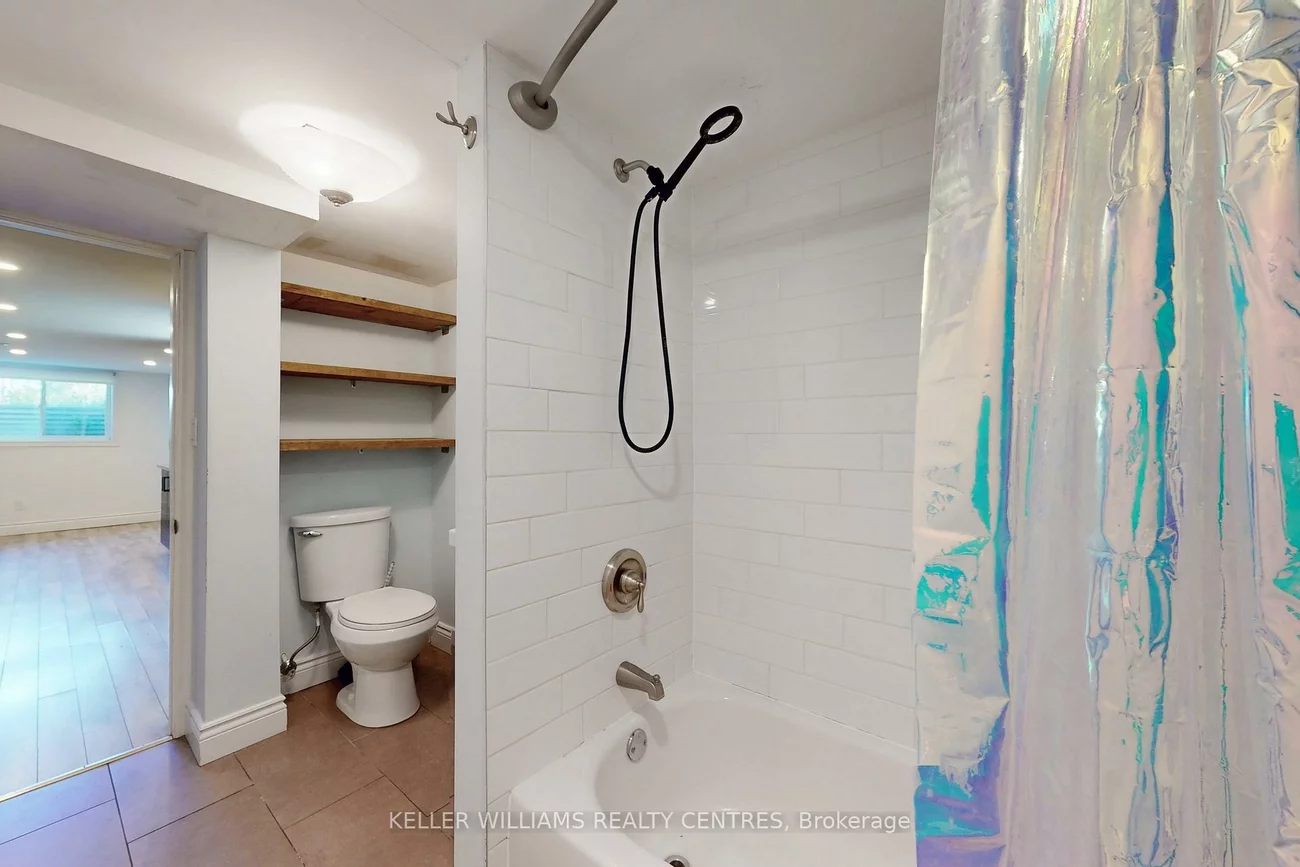 807, Greenfield, Huron Heights-Leslie Valley, Newmarket