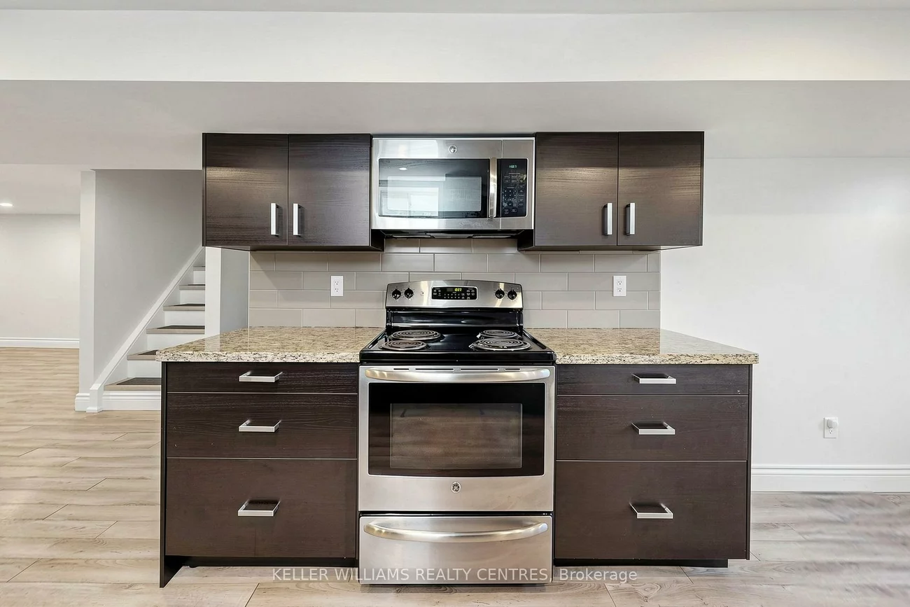 807, Greenfield, Huron Heights-Leslie Valley, Newmarket