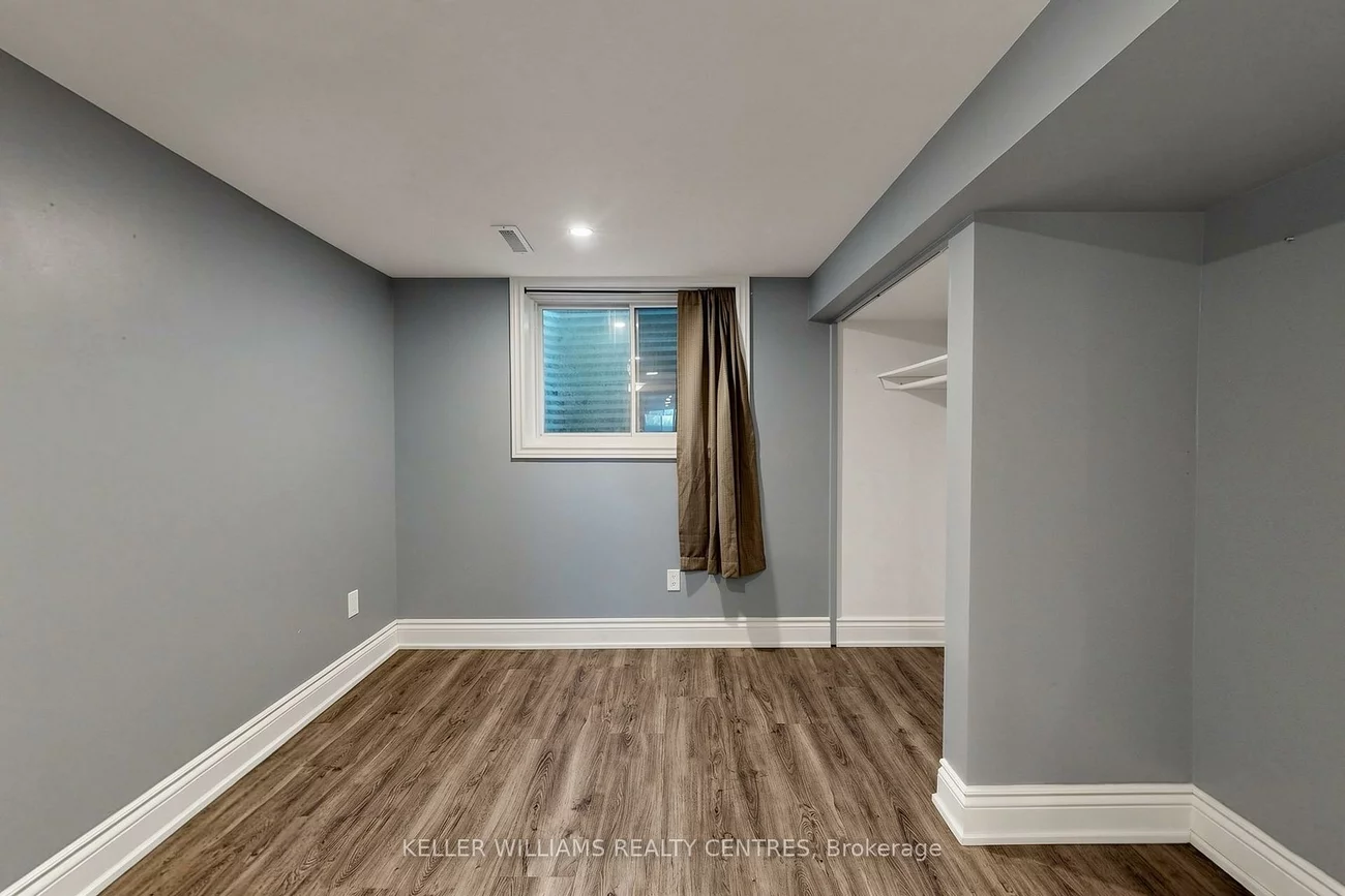 807, Greenfield, Huron Heights-Leslie Valley, Newmarket