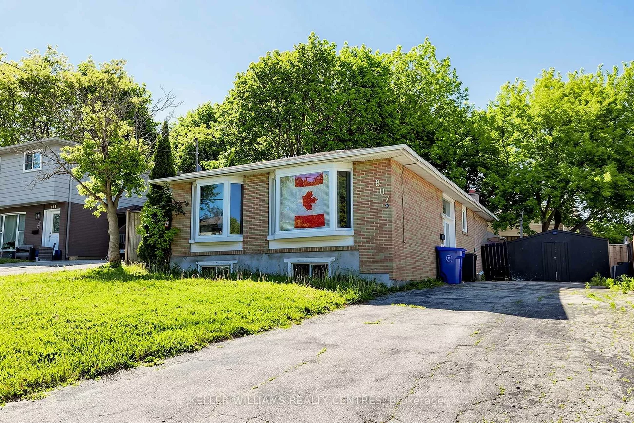 807, Greenfield, Huron Heights-Leslie Valley, Newmarket