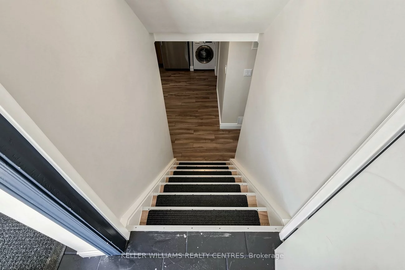 807, Greenfield, Huron Heights-Leslie Valley, Newmarket