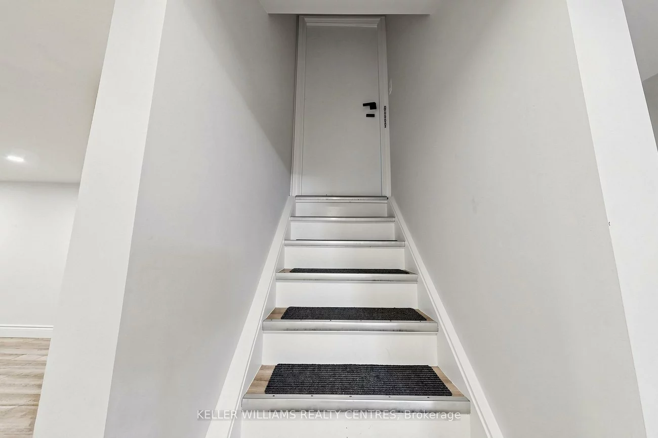 807, Greenfield, Huron Heights-Leslie Valley, Newmarket