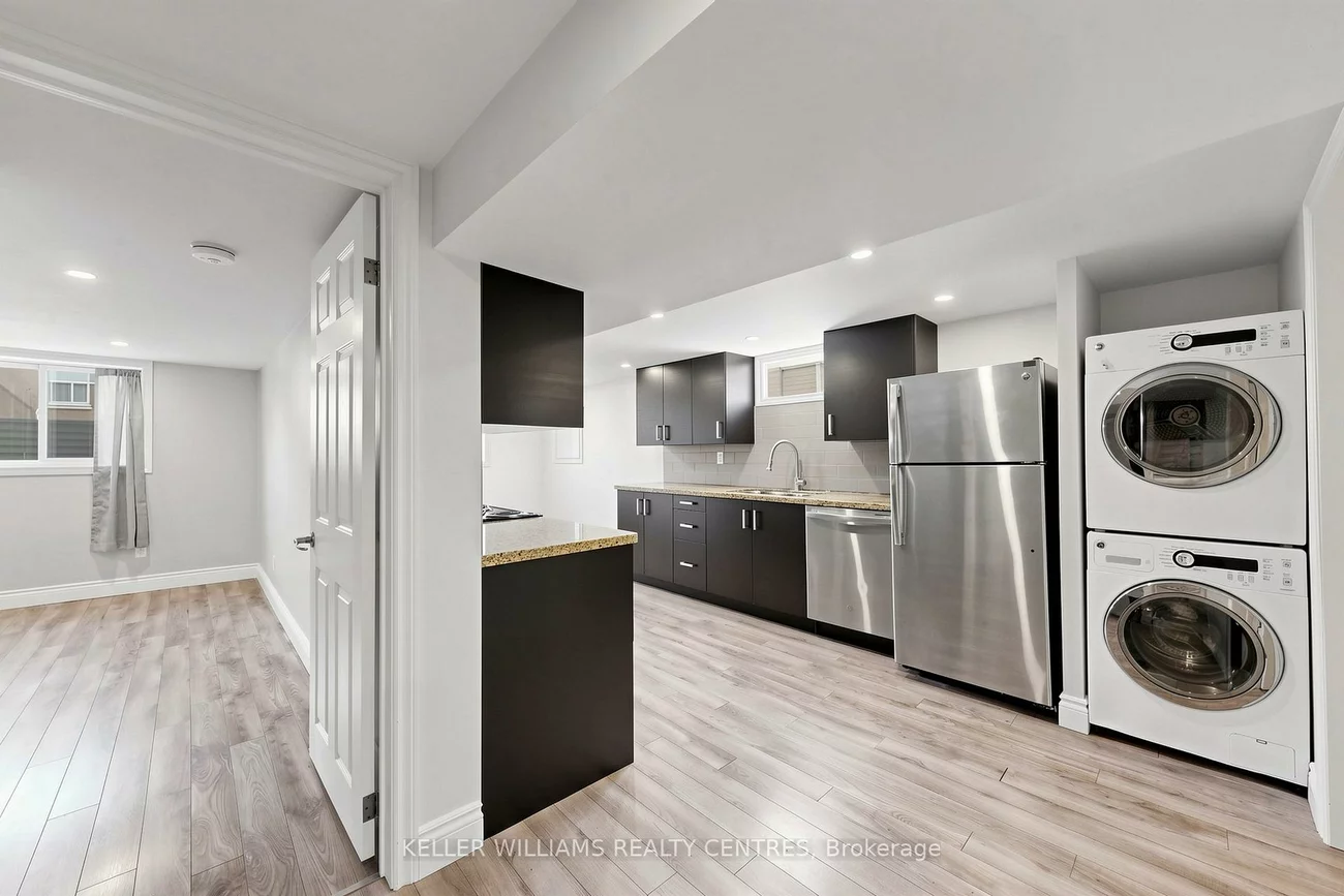 807, Greenfield, Huron Heights-Leslie Valley, Newmarket