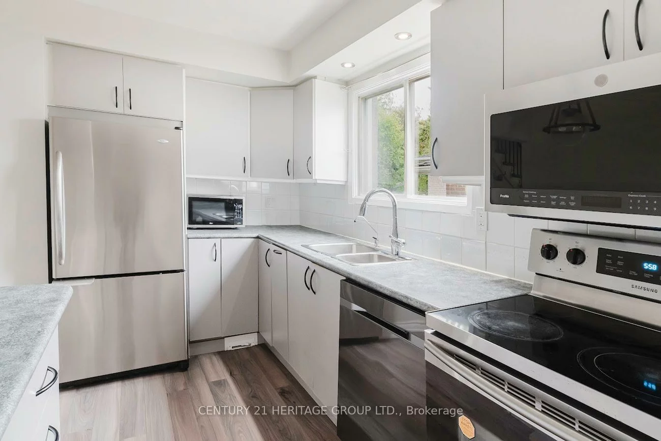 307, Towercrest, Central Newmarket, Newmarket