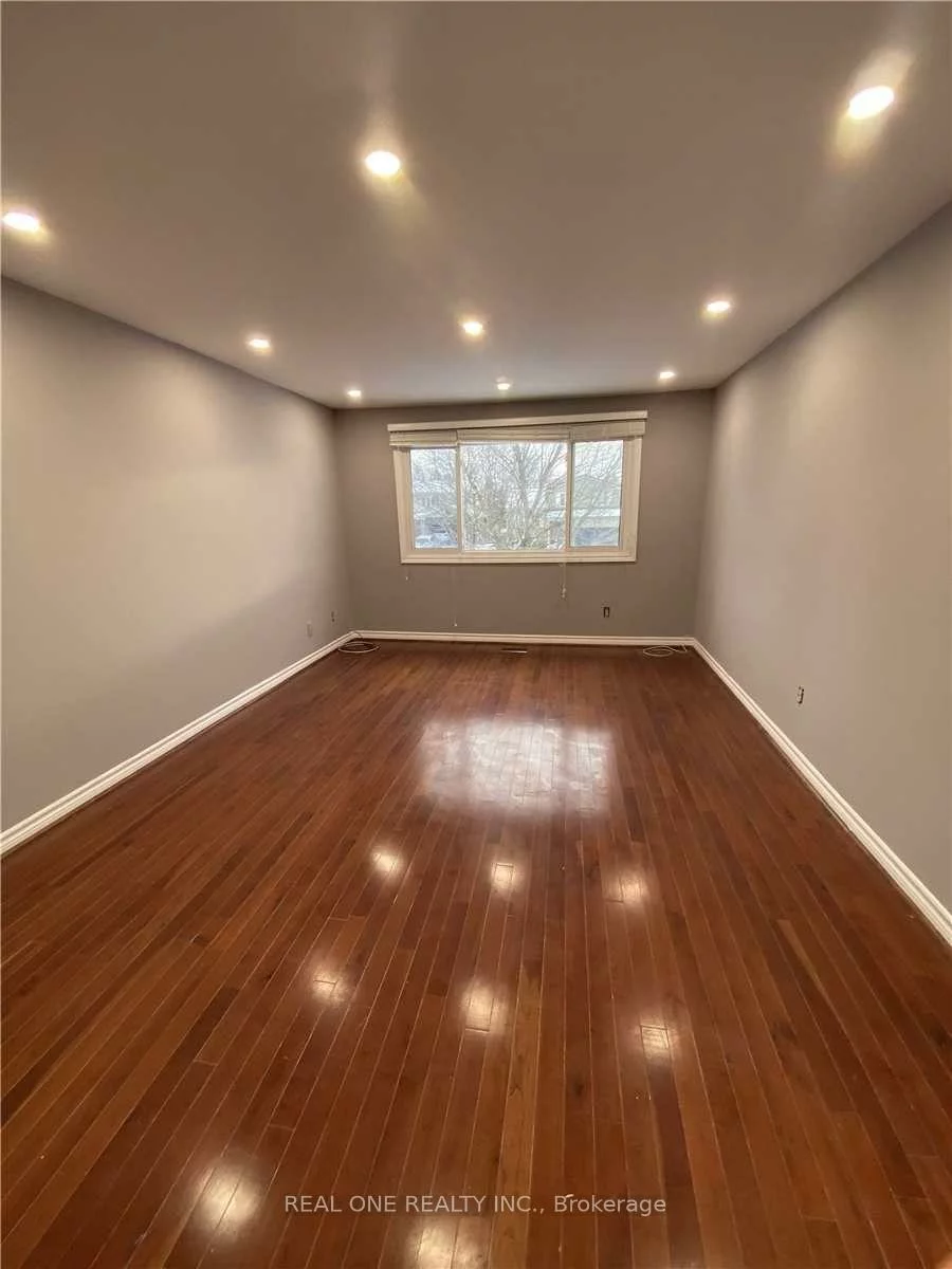 81, Eastman, Huron Heights-Leslie Valley, Newmarket