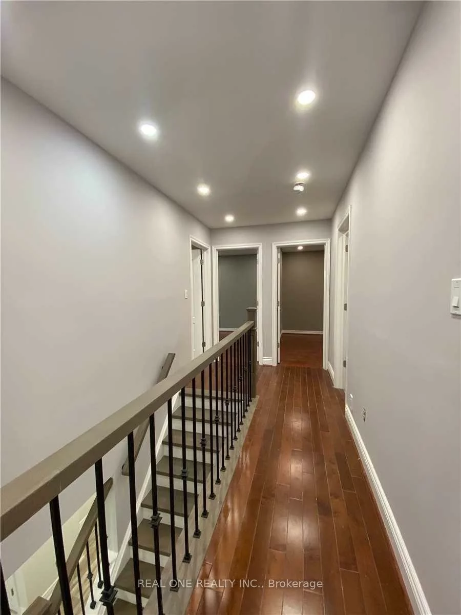 81, Eastman, Huron Heights-Leslie Valley, Newmarket