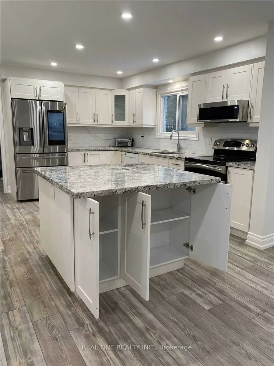 81, Eastman, Huron Heights-Leslie Valley, Newmarket