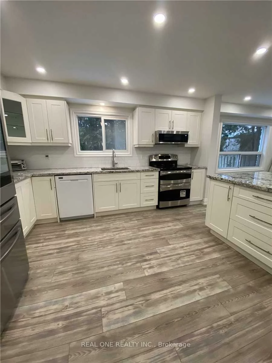 81, Eastman, Huron Heights-Leslie Valley, Newmarket