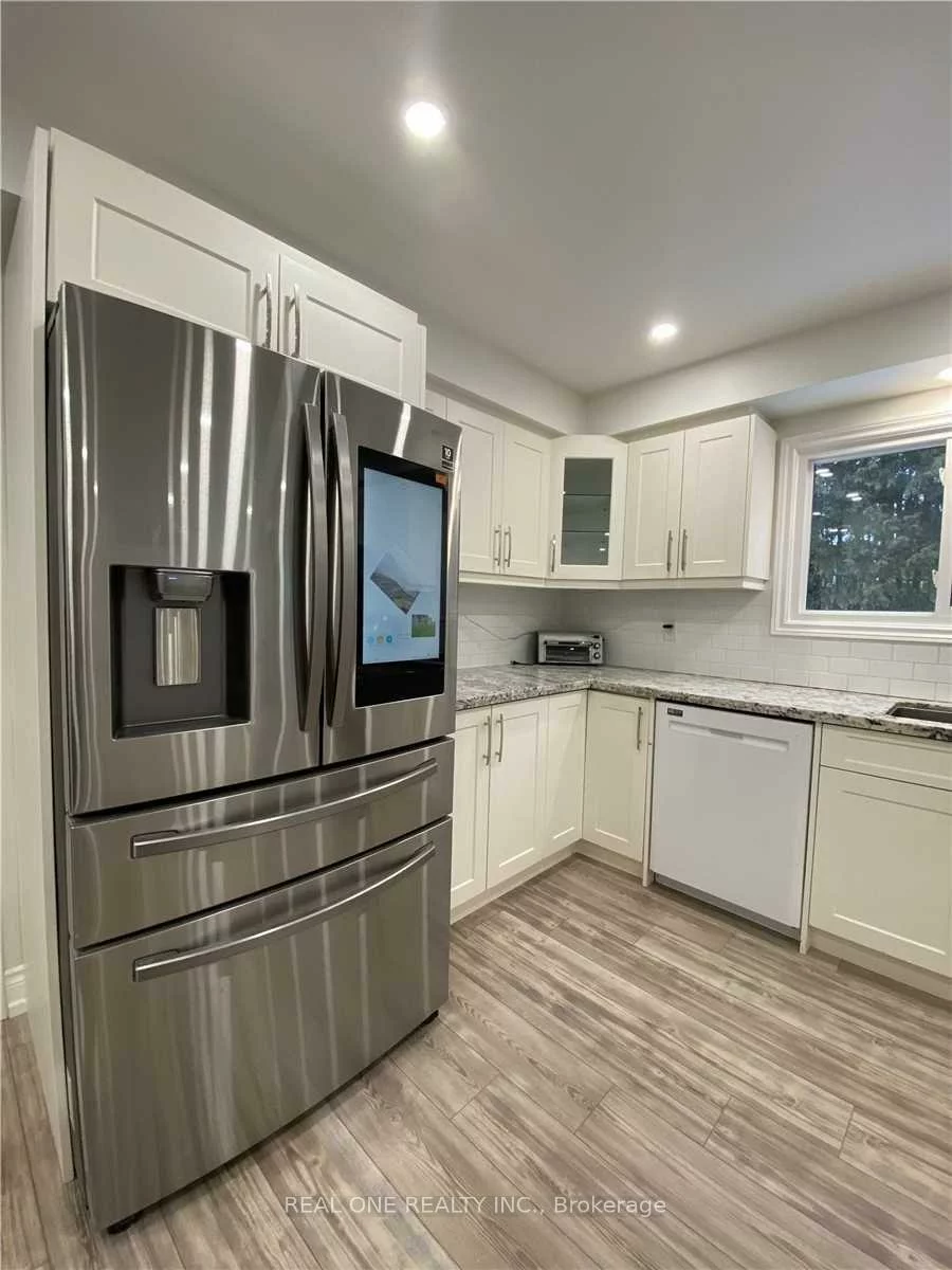 81, Eastman, Huron Heights-Leslie Valley, Newmarket