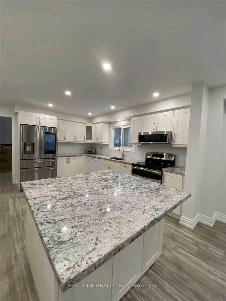 81, Eastman, Huron Heights-Leslie Valley, Newmarket