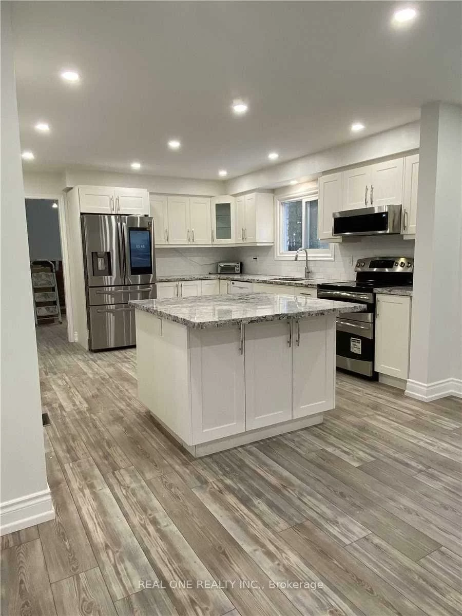 81, Eastman, Huron Heights-Leslie Valley, Newmarket