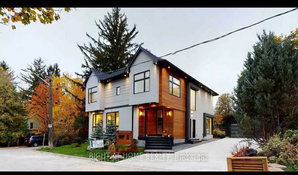 81, Joseph, Central Newmarket, Newmarket