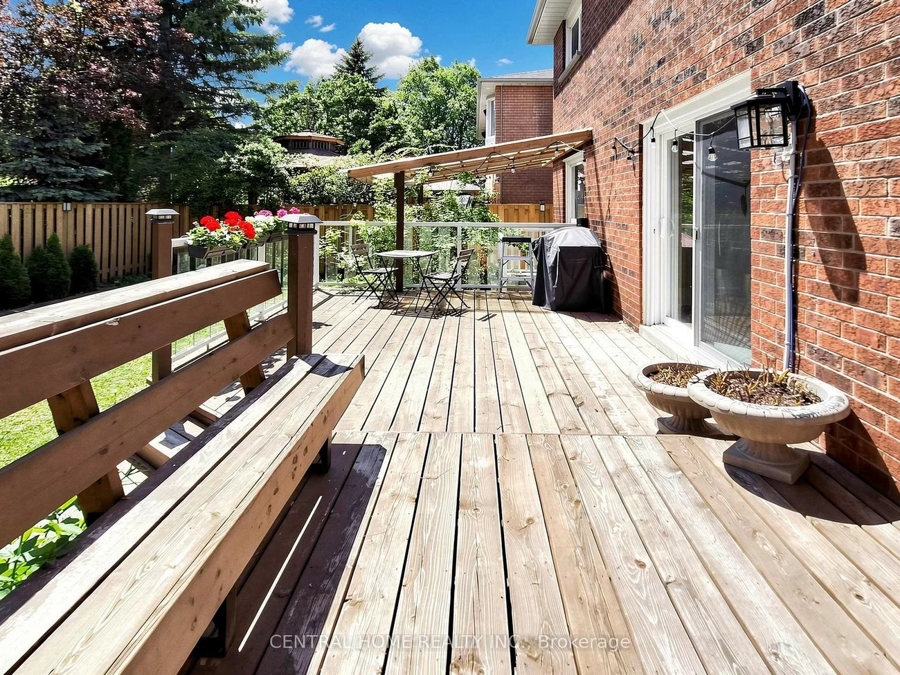 48, Ballard, Armitage, Newmarket