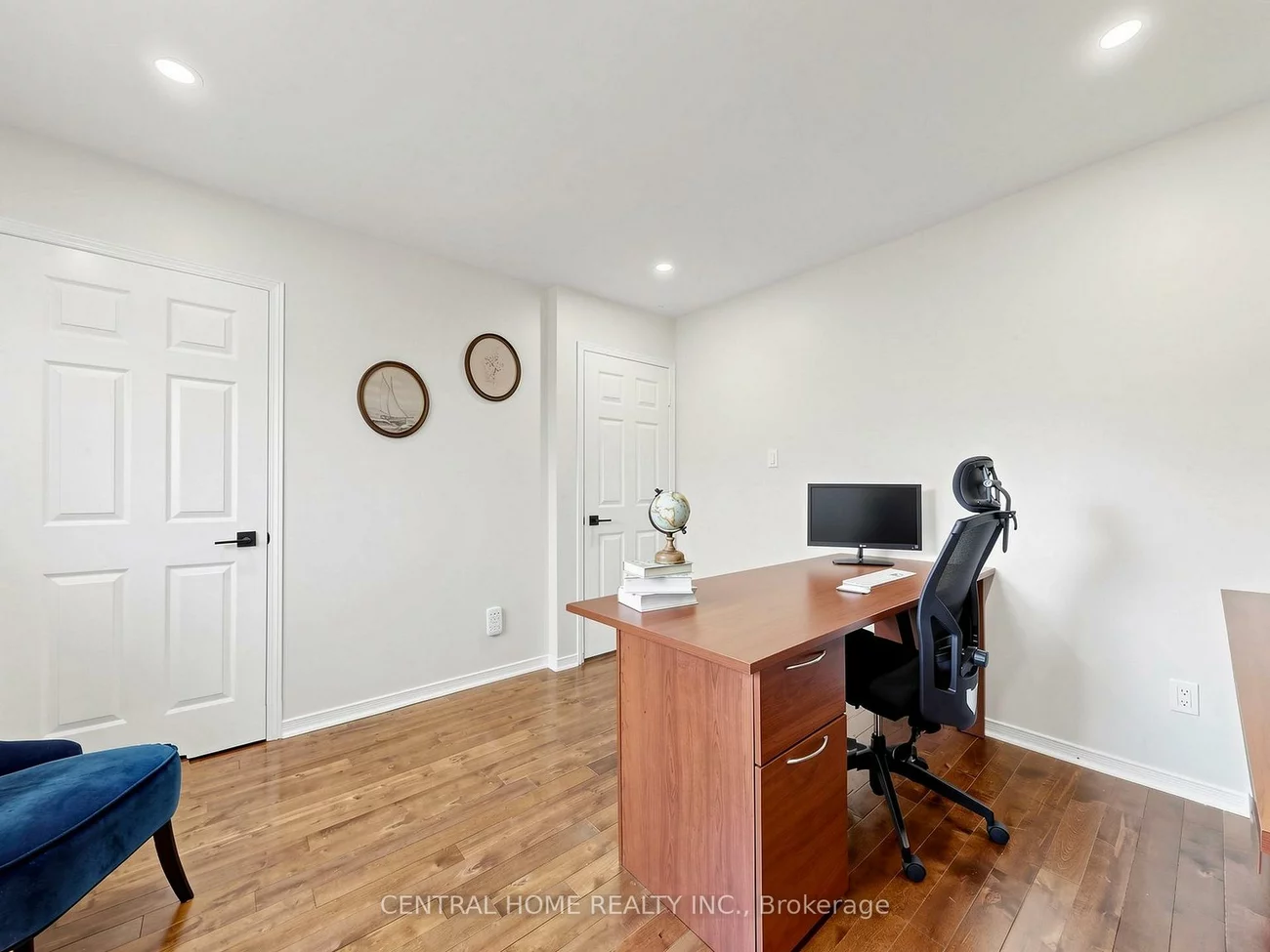 48, Ballard, Armitage, Newmarket