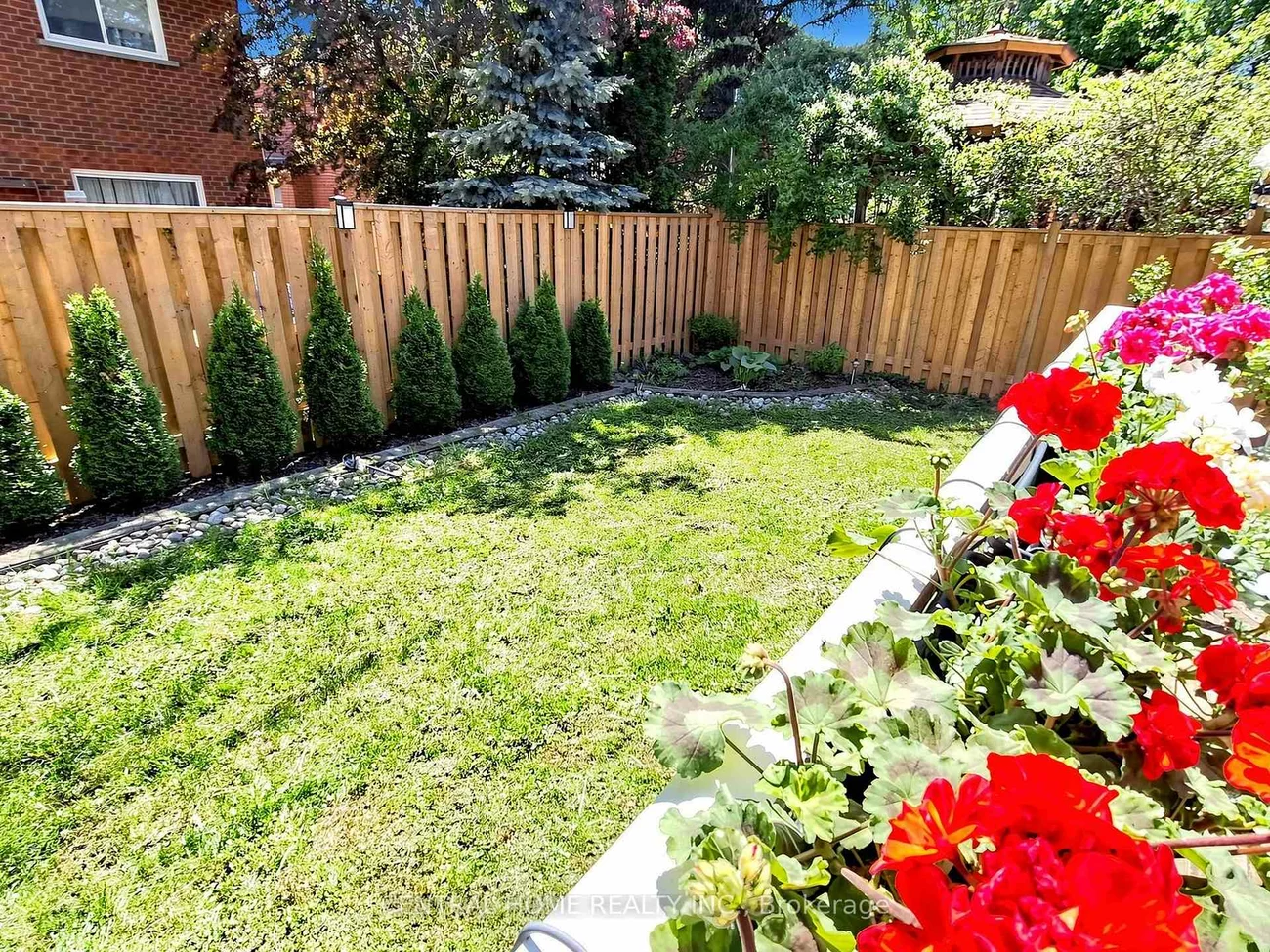 48, Ballard, Armitage, Newmarket