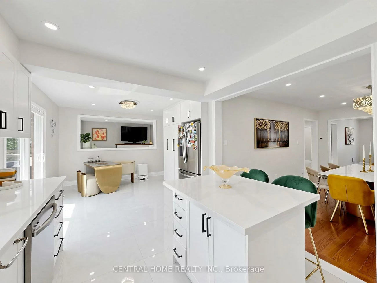 48, Ballard, Armitage, Newmarket
