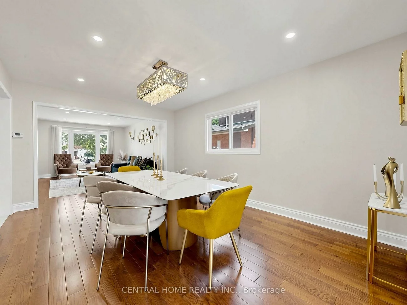 48, Ballard, Armitage, Newmarket