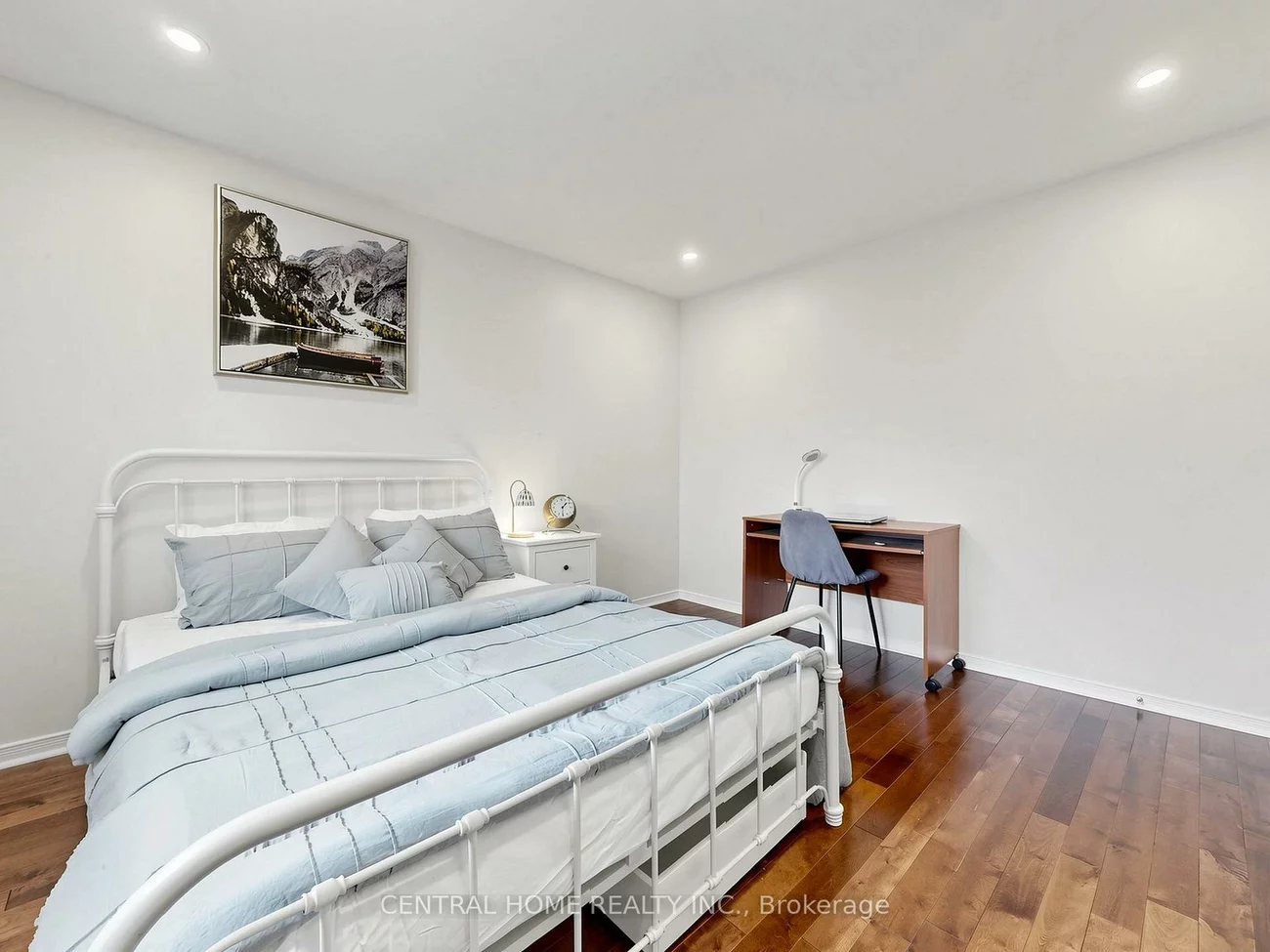 48, Ballard, Armitage, Newmarket