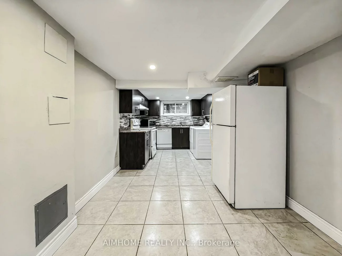 57, Gladman, Central Newmarket, Newmarket