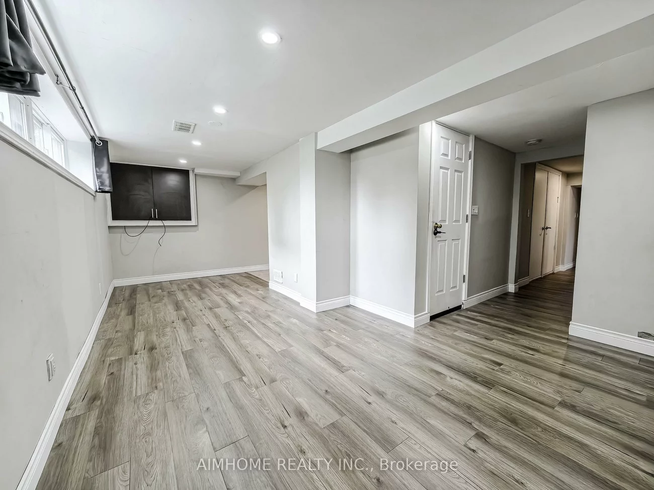 57, Gladman, Central Newmarket, Newmarket