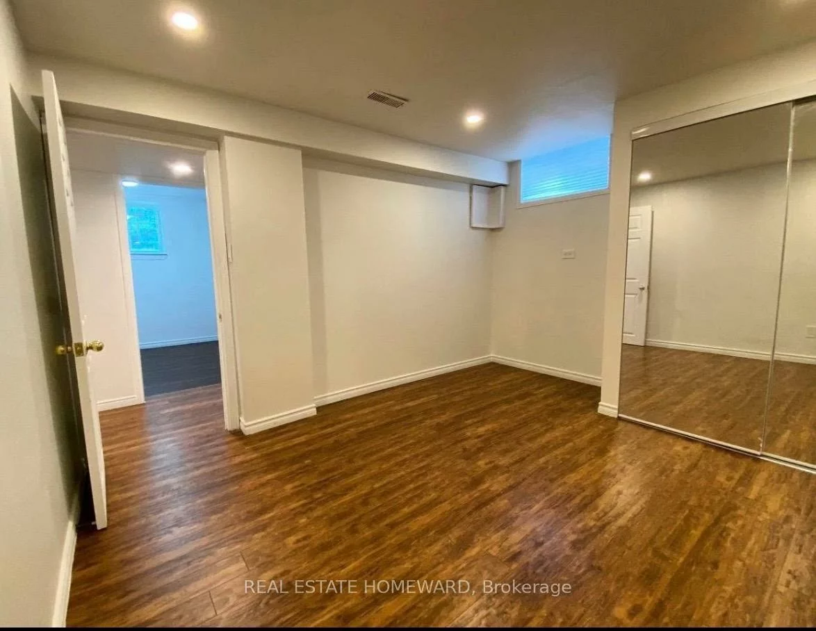 184, Avenue, Central Newmarket, Newmarket