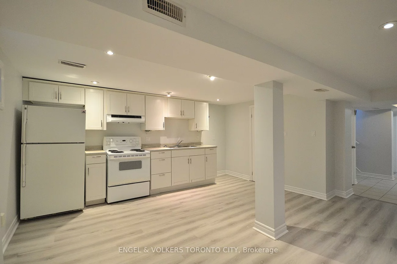 190, Cherrywood, Bristol-London, Newmarket