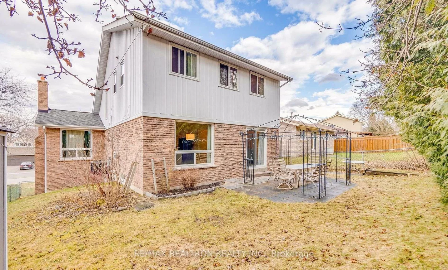 122, Rutledge, Huron Heights-Leslie Valley, Newmarket