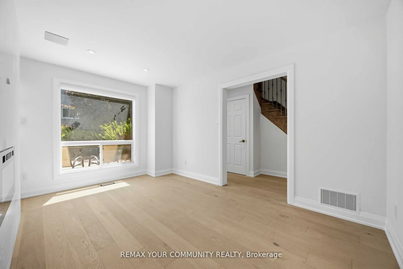 251, Osmond, Bristol-London, Newmarket