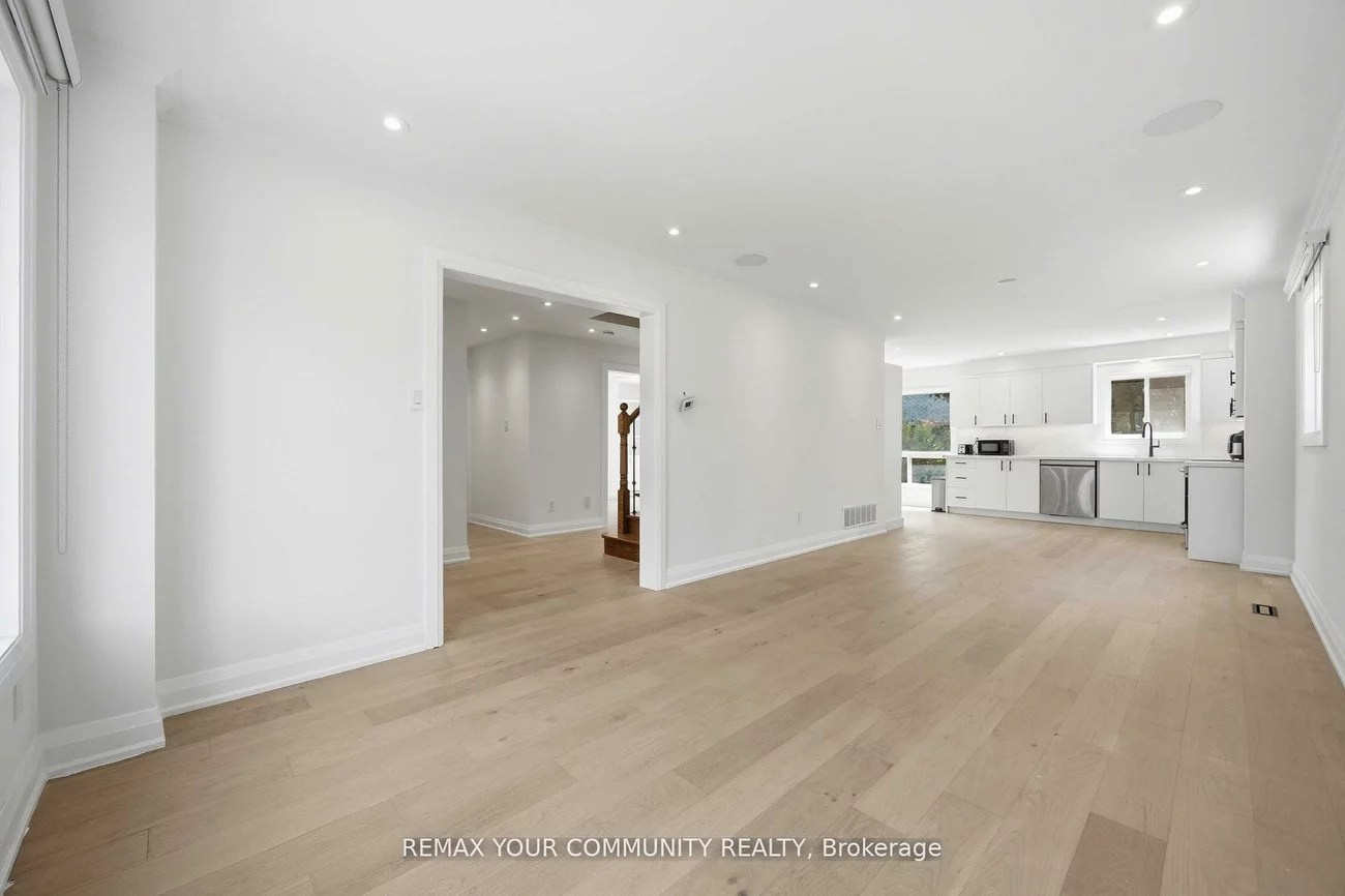 251, Osmond, Bristol-London, Newmarket