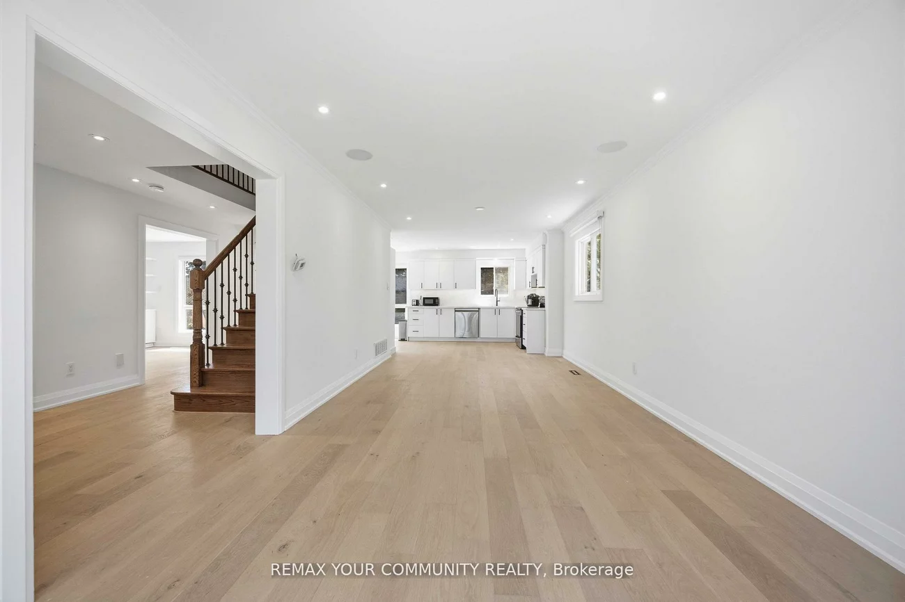 251, Osmond, Bristol-London, Newmarket
